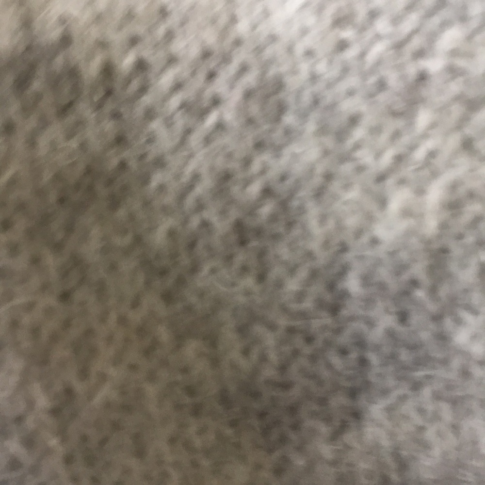 Sweater - Picture 4 of 4